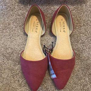New size 7 flats